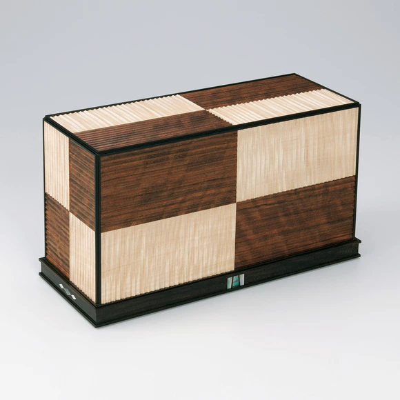 Coffer of Horse Chestnut and Ovangkol Wood