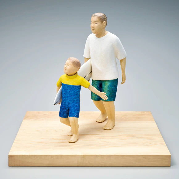 Doll Formed with Tōso Over Wooden Core and Covered with Washi Paper “Horizon”
