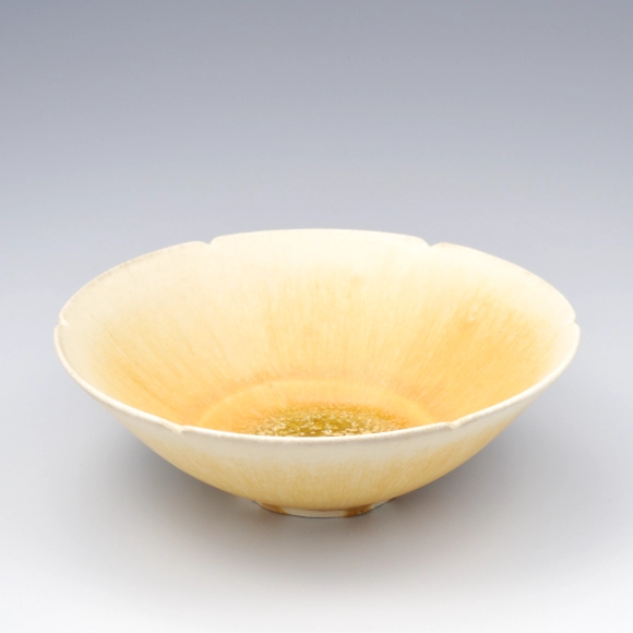 黄瀬戸輪花茶盌「向日葵」