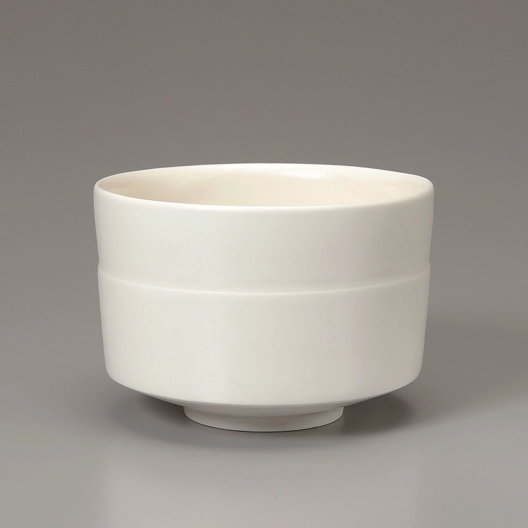 photo Yellowish-white Porcelain Tea Bowl