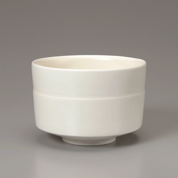 Yellowish-white Porcelain Tea Bowl