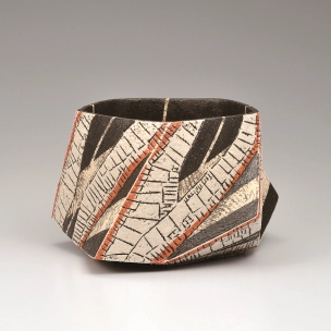 Tea Bowl with Red Markings