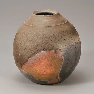 Bizen Jar with Kiln Mutation Effects