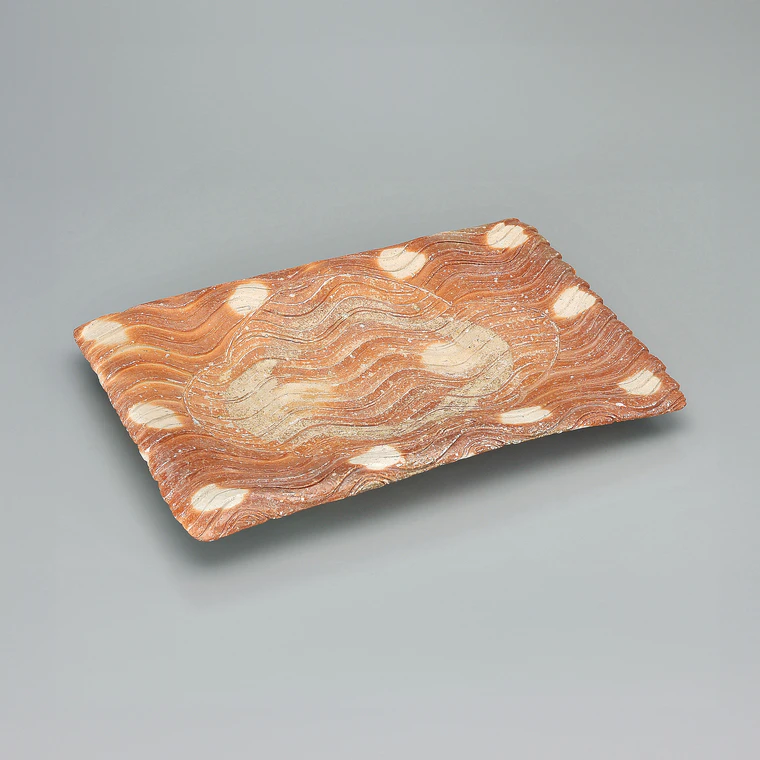 photo Shigaraki Rectangular Plate with Stream Design