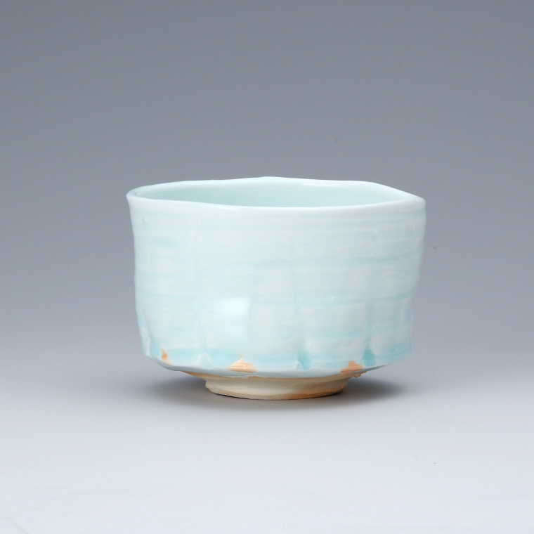 photo Ash Glazed Porcelain Tea Bowl