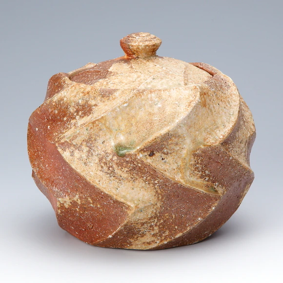 Shigaraki Fresh Water Jar with Ridge Design