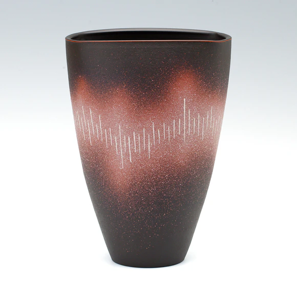 Flower Vase with Dawn Color Decoration