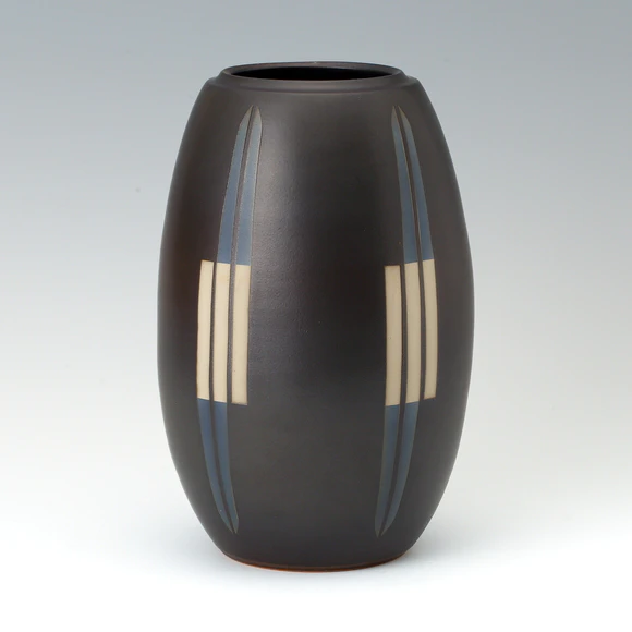 鉄釉線文器