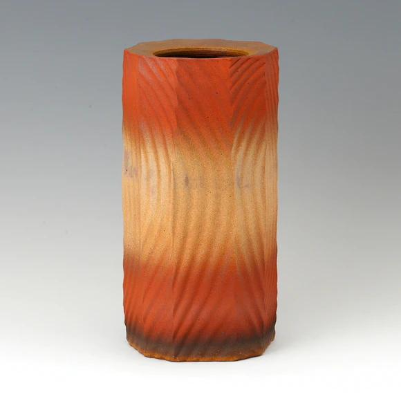 Hagi Faceted Flower Vase with Wavy Patterns