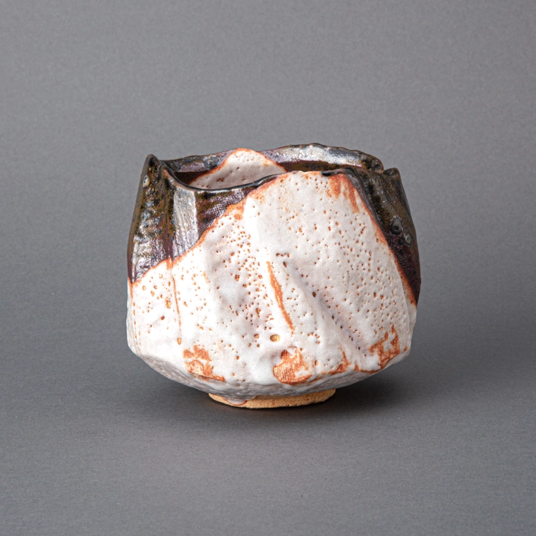 photo Shino tea bowl