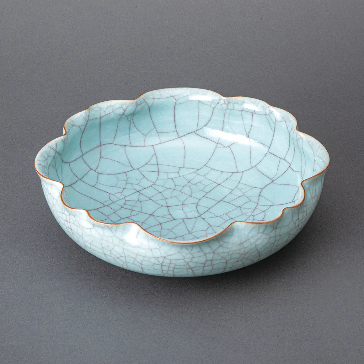 貴重　青瓷輪花大皿　浦口雅行　作　平成6年　美術品　大皿　55cm 青瓷輪花鉢(浦口 雅行)｜ギャラリージャパン