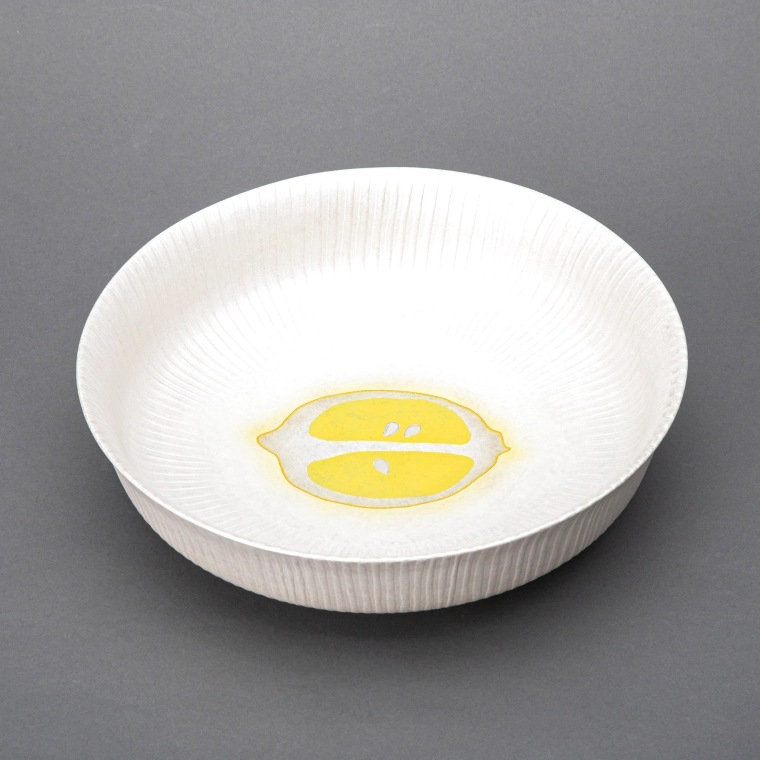 photo Bowl with silver and overglaze enamel decoration.