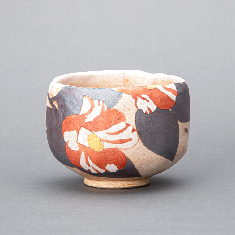 photo Tea Bowl with Flower Design "Camellia"