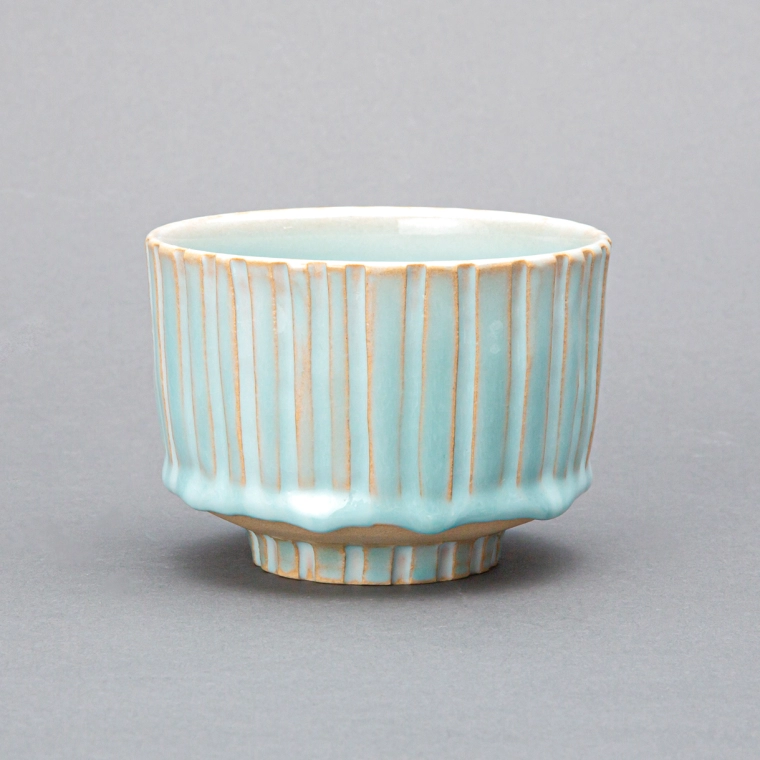 photo Tea Bowl with Pale Blue Glaze and Line Design