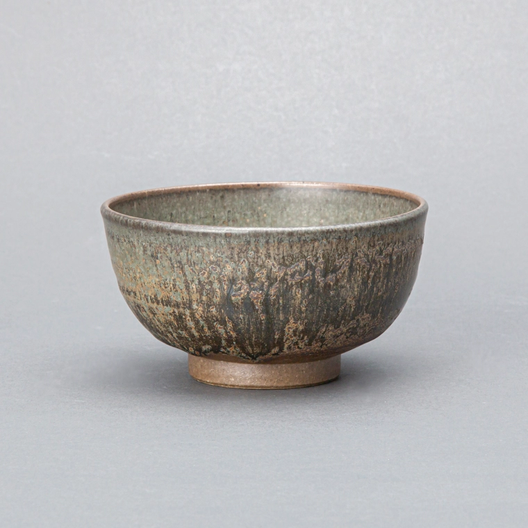 写真:鉄釉窯変茶盌