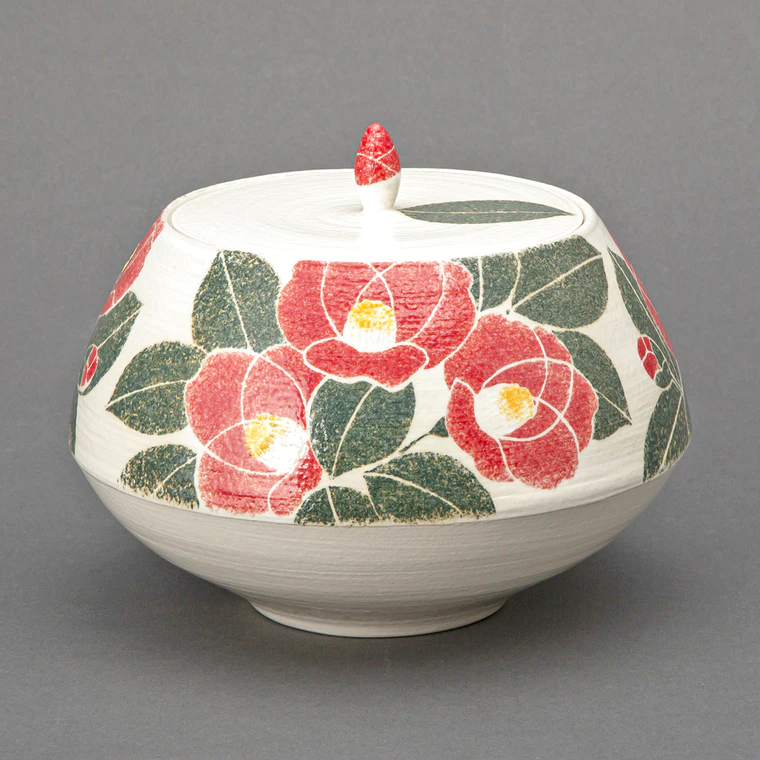 photo Fresh Water Jar with Camellia Design in Stencil