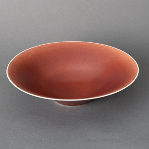 Bowl with iron brown glaze