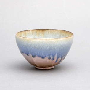 灰釉彩茶盌