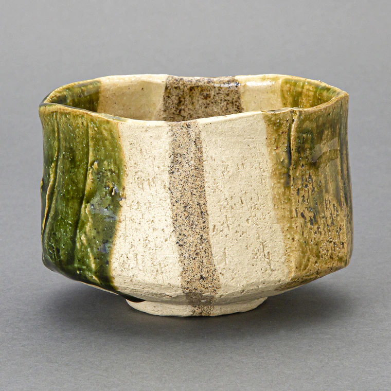 photo 織部茶盌