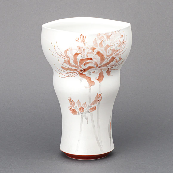 Archi-Tet \"Red Blankey\"  新品未開封 Flower vessel with red spider lily design in overglaze red