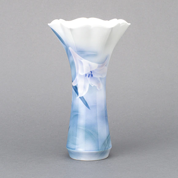 Vase with underglaze blue design "Bamboo Lily"