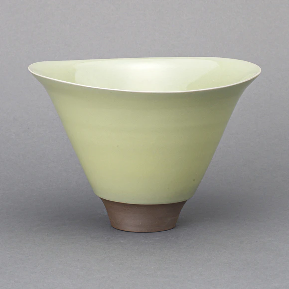 淡黄瓷楕円鉢(中畑 敏夫)｜ギャラリージャパン