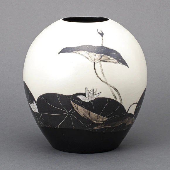 黒描鳥花図広口壺(米田 和)｜ギャラリージャパン