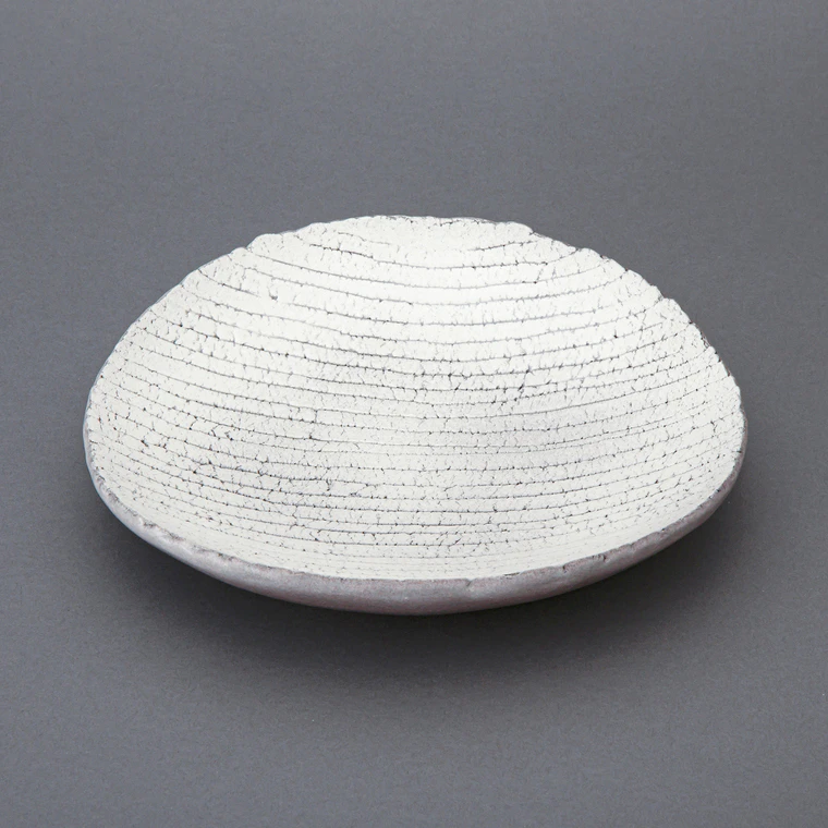 photo White Vessel "Strata"