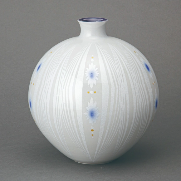 淡青釉裏銀彩花文壺(中田 一於)｜ギャラリージャパン