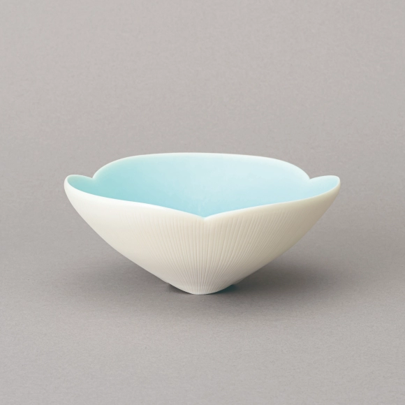 Artist Information and Artworks of Akiko Tomikawa｜Gallery Japan
