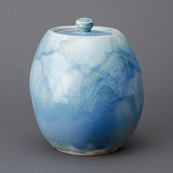 Blue Hagi Fresh Water Jar with Flowing Design