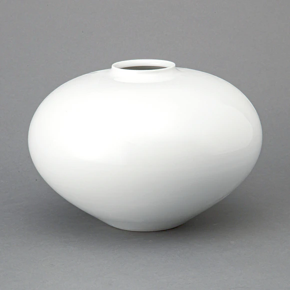 白磁壺(山田 公夫)｜ギャラリージャパン