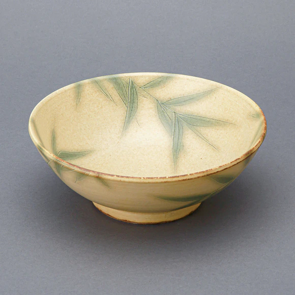 Bowl with Yellow Glaze and Bamboo Grass Design