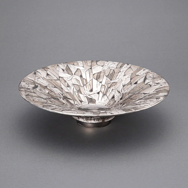 photo Bowl with Leaf Design in Platinum Painting