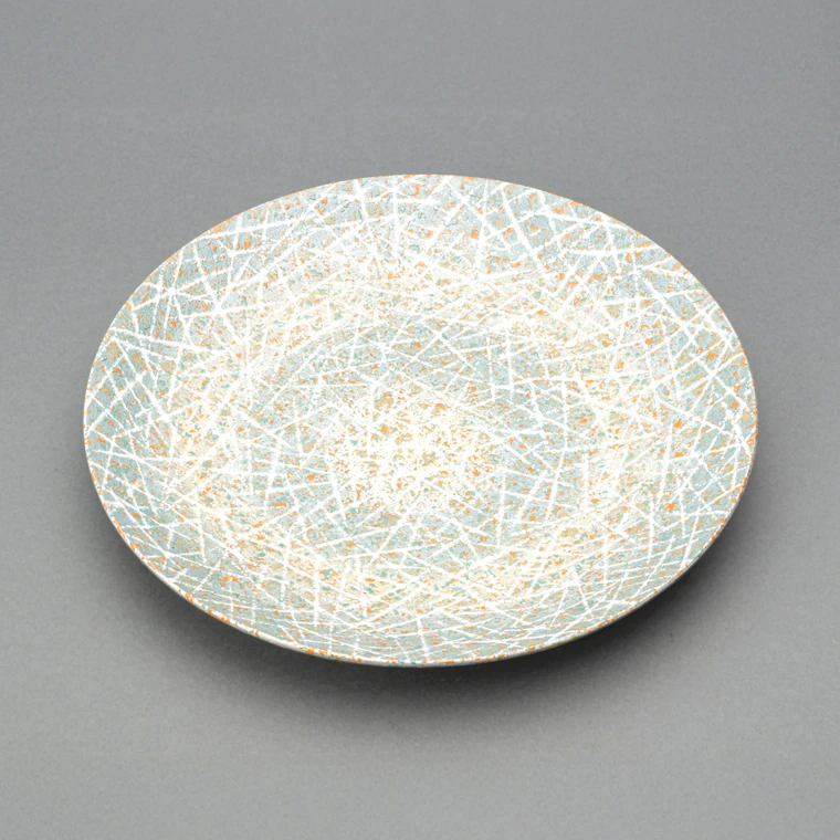 photo Plate with Entwined Cord Pattern in Colored Slip