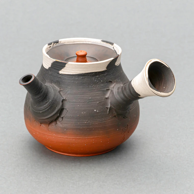 photo Teapot of Pear Skin Marbled Clay with Kiln Mutation Effects