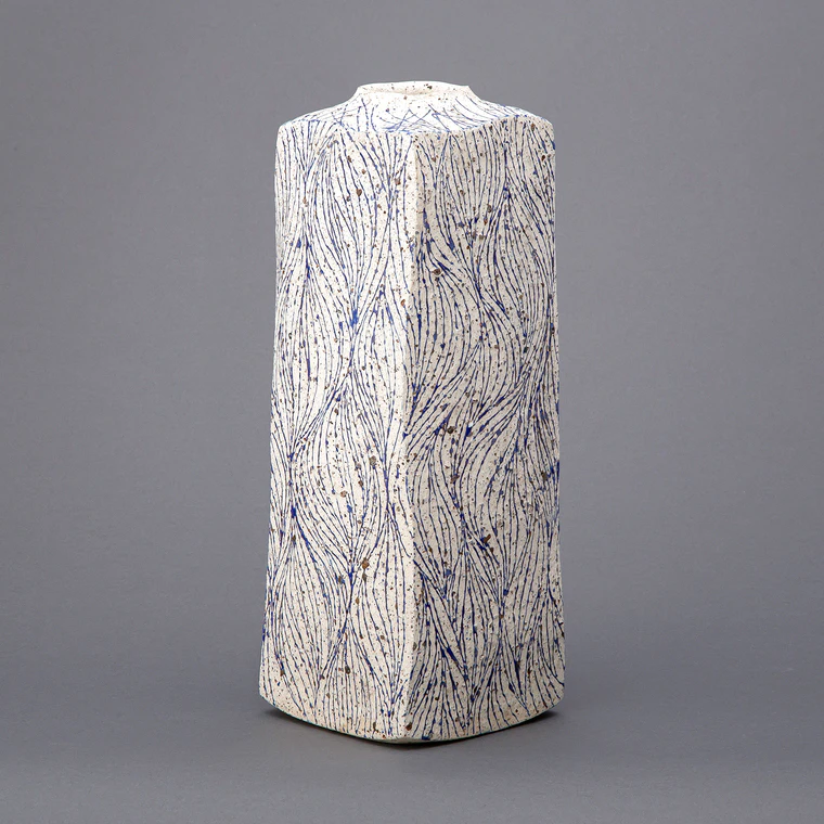 photo Curved Vessel with Line Design in Glaze Painting