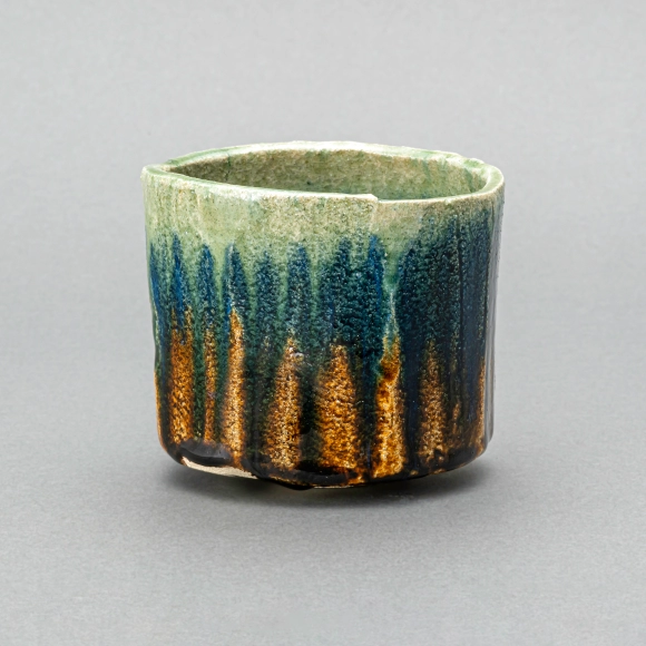 Tea Bowl with Three Color Glaze Decoration