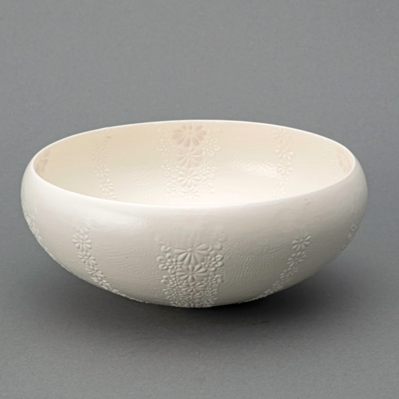 Bowl with Sea Flower Design in Yu-hajiki