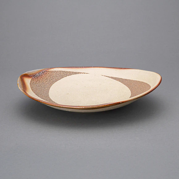 Bizen Flat Bowl with Embossed Design