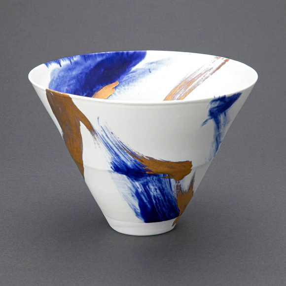 White Porcelain Vessel with Underglaze Blue and Gold Decoration
