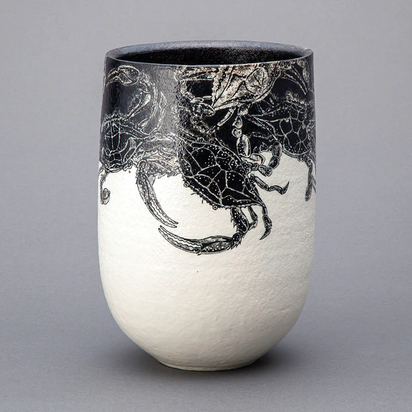 Bowl with Swimming Crab Design