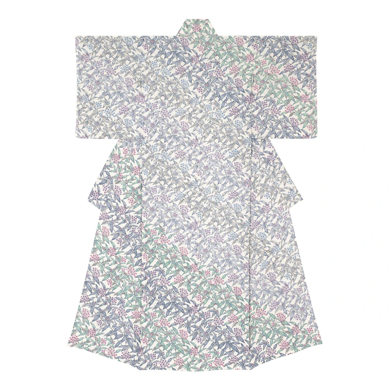 photo Kimono with Design in Stencil Resist Picture Dyeing "Star Flower"