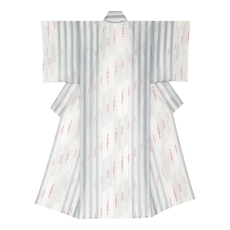 写真：浮織生絹着物「寒梅」