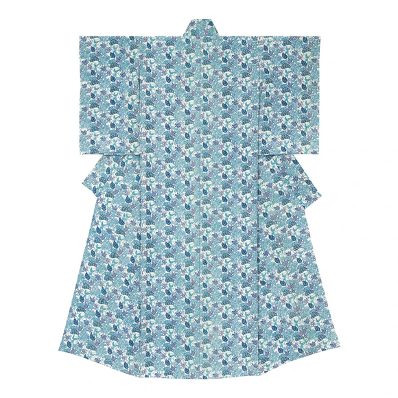 Kimono with Design in Indigo Stencil Resist Dyeing 
