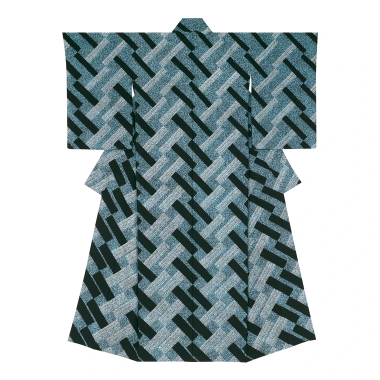 photo Kimono with Design in Yūzen Dyeing "Stoneblock Pavement and Frost Covered Trees"