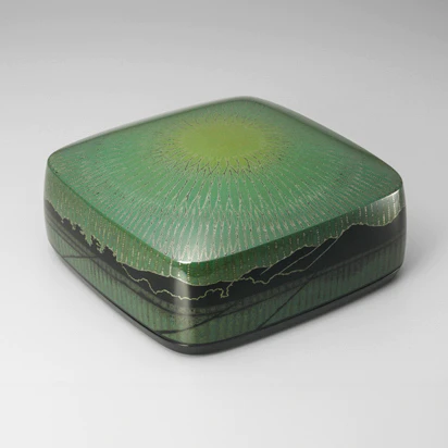 photo Kanshitsu Box with Design in Kinma "Deep Sound"
