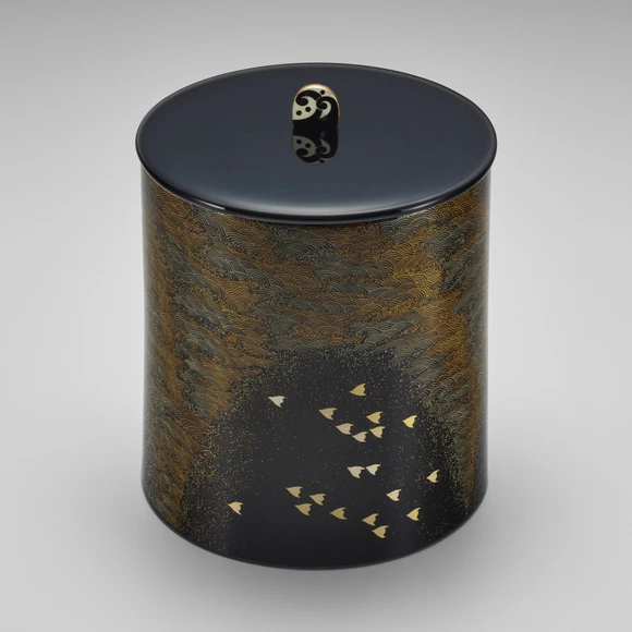 Tea Ceremony Fresh Water Jar with Design in Makie "Birds Among the Waves"