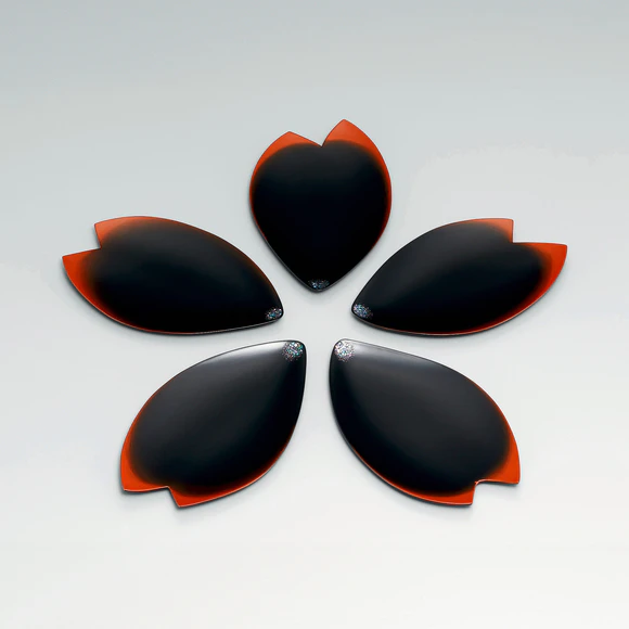 Kanshitsu Serving Plates "Cherry Blossoms"