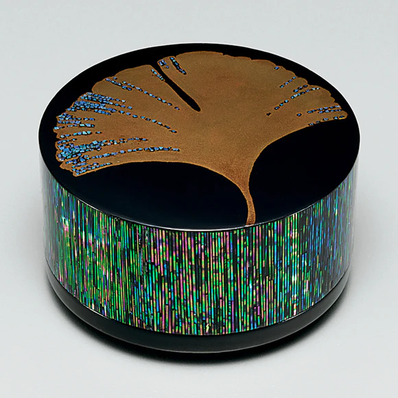 こより編み乾漆蒔絵茶器 乾漆蒔絵螺鈿銘々皿「春紅」(室瀬 和美)｜ギャラリージャパン